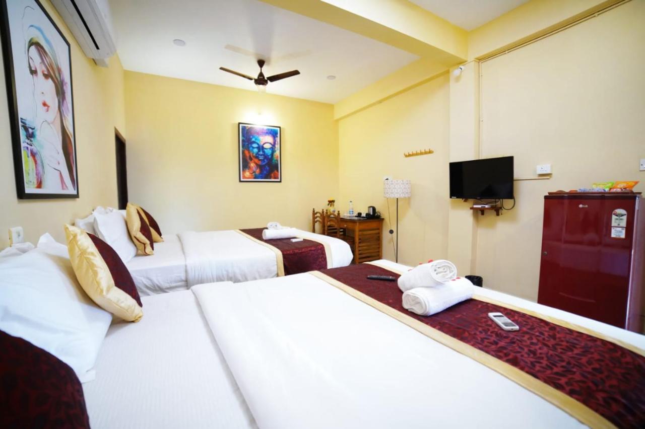 Hotel Castle Manor - Auroville Beach Pondichéry Extérieur photo